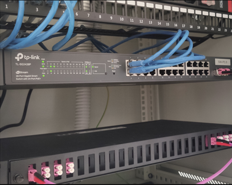 Armadio Server e Networking TP-Link Omada